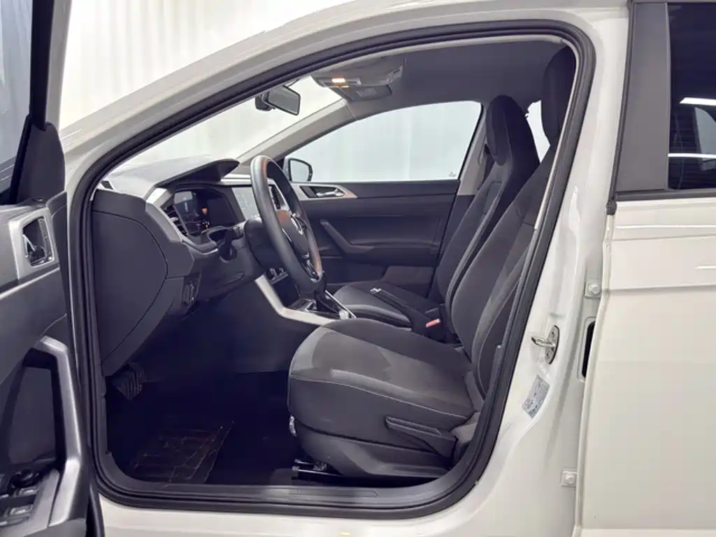 Volkswagen Polo 2024 2023 Facelift Plus 1.5L Auto Joyful Living Edition
