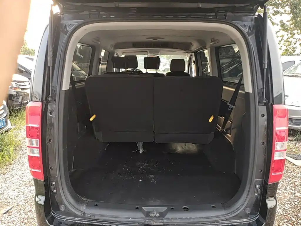 JAC Refine M3 2023 2022 PLUS IKEA Edition 1.8L Comfort Model