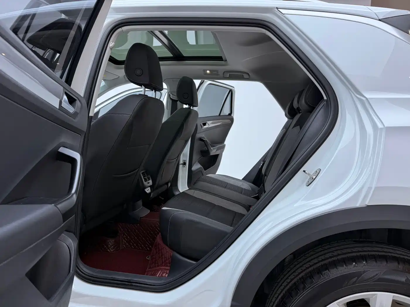 Volkswagen T-ROC 2021 280TSI DSG 2WD Comfort Connected фото 11