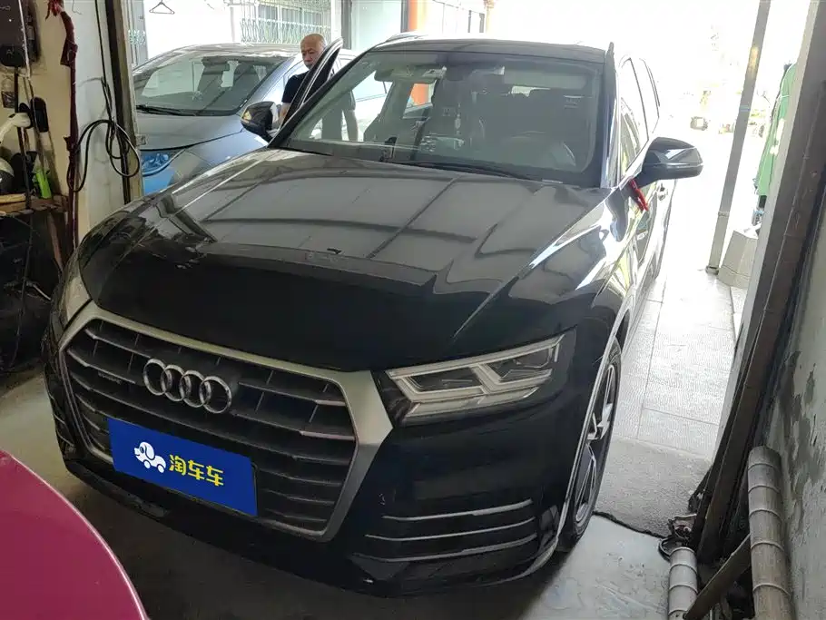 Audi Q5L 2018 40 TFSI Premium Fashion China VI
