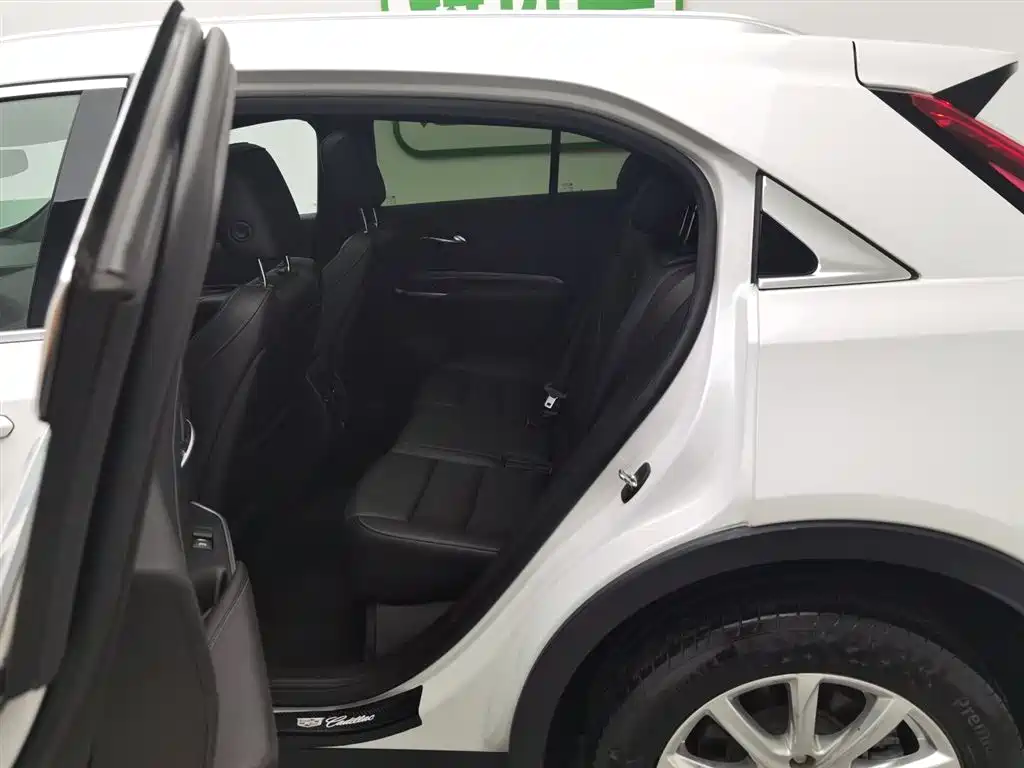 Cadillac XT4 2020 Facelift 28T 2WD Tech фото 15
