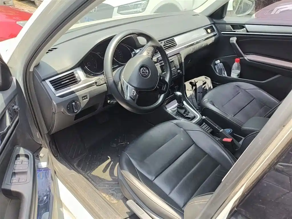 Volkswagen Bora 2018 1.5L Automatic Comfort фото 16