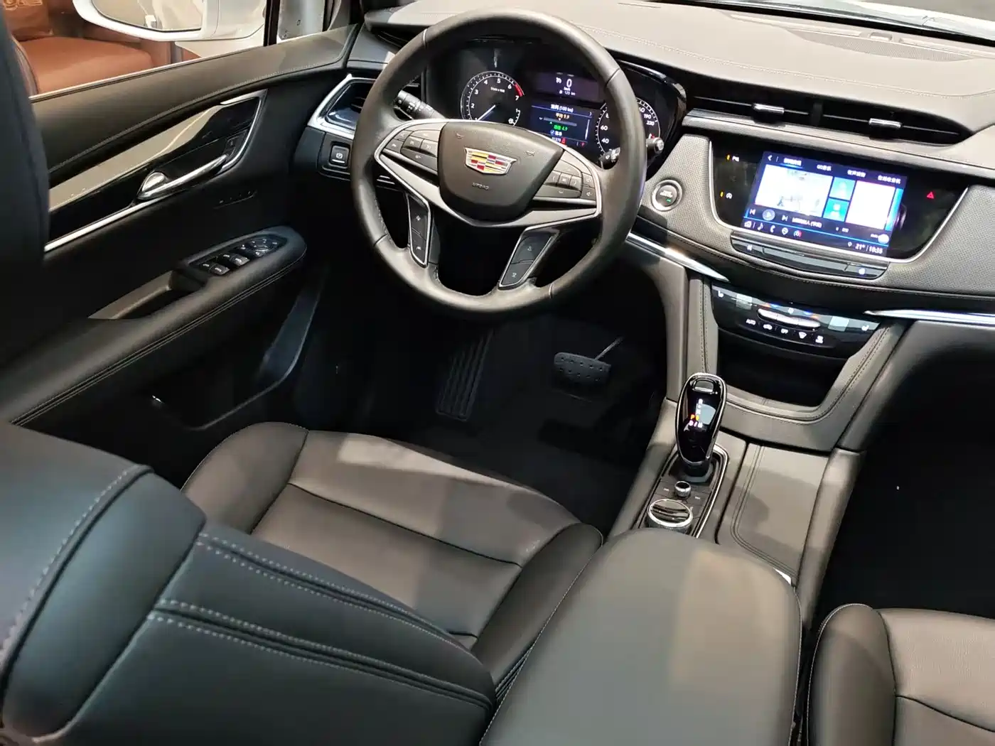 CADILLAC XT5