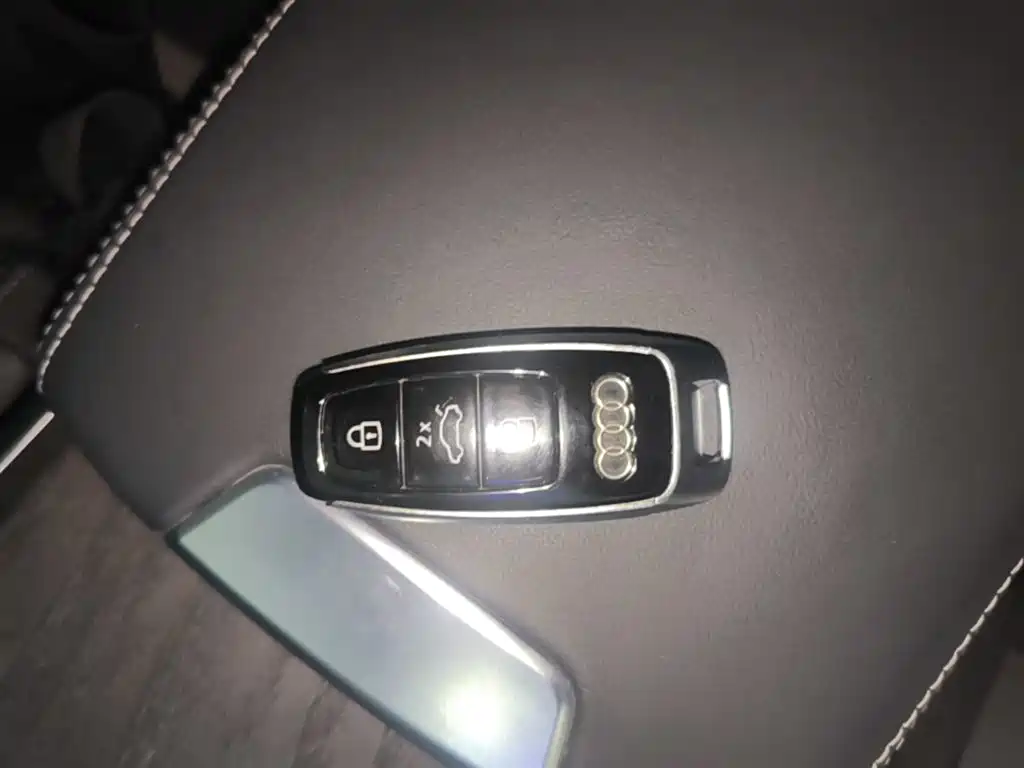 Audi A6L 2023 Facelift 45 TFSI quattro Premium Dynamic фото 9