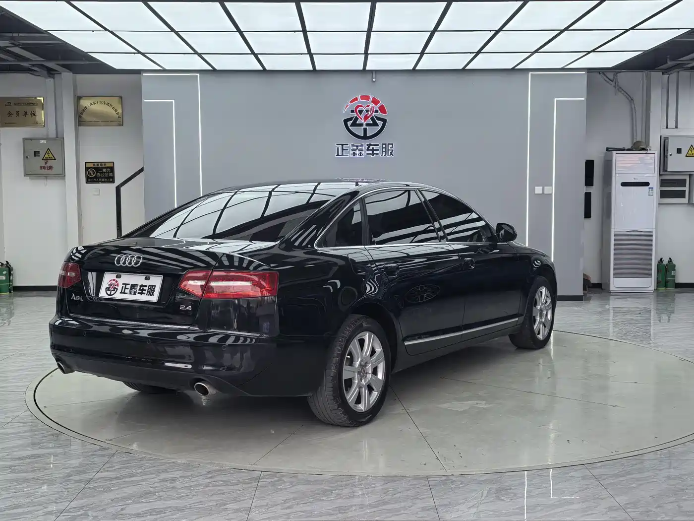 Audi A6L 2011 Model 2.4L Technology фото 16