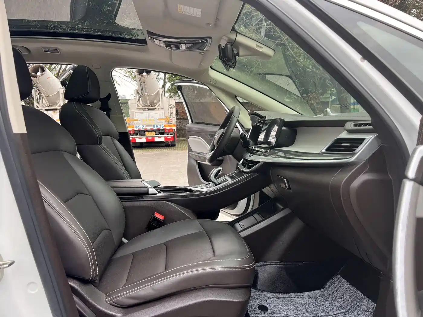 GEELY AUTOMOBILE JIAJIE