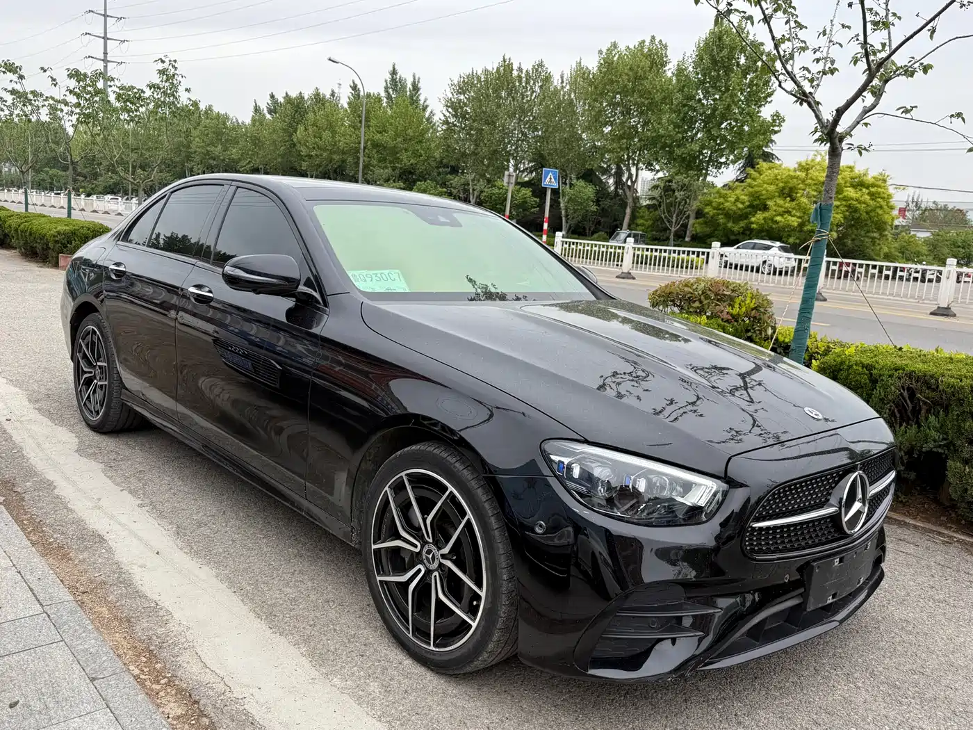 Mercedes-Benz E-Class (Import) 2023 E 300 Luxury Sport Edition фото 3