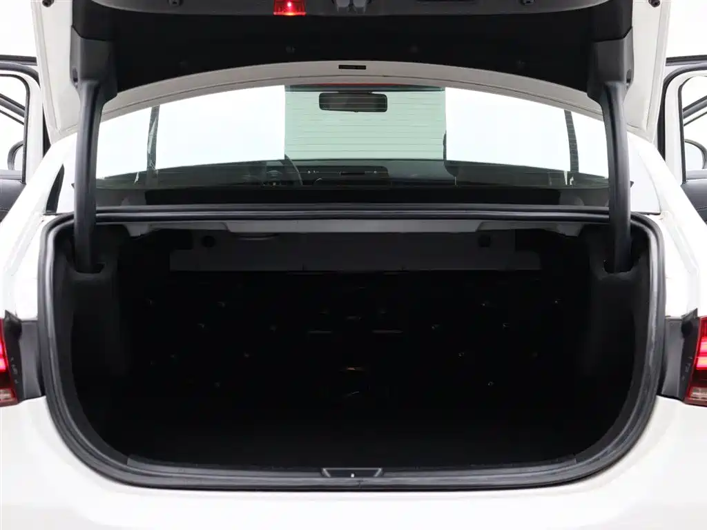 Mercedes-Benz A-Class 2021 A 200 L Sport Sedan Fashion Edition фото 9