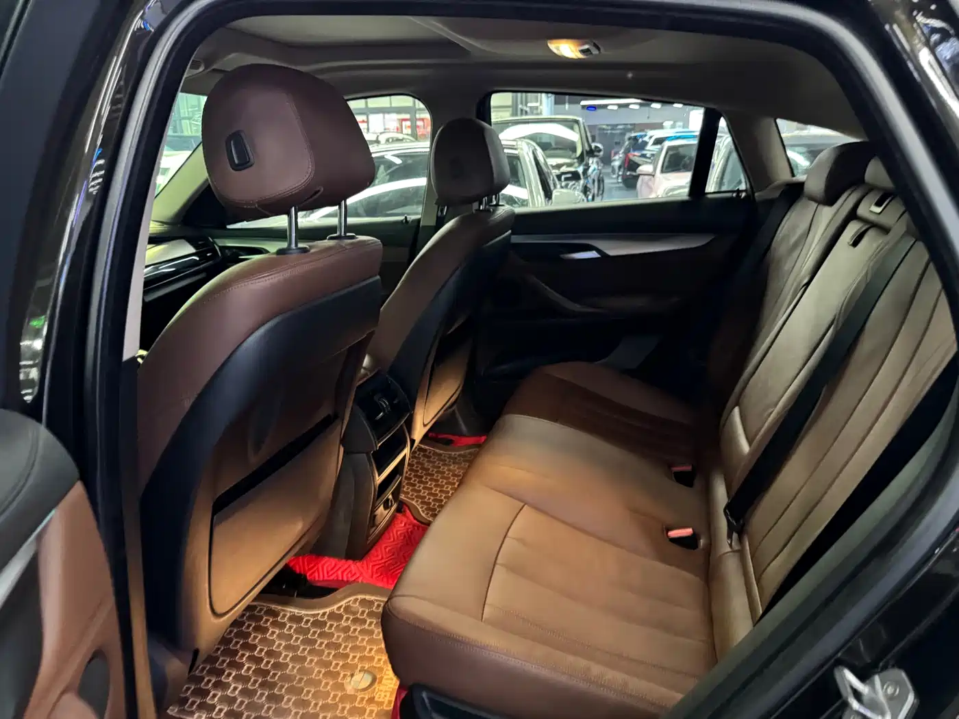 BMW X6 2015 xDrive35i Luxury Model фото 10