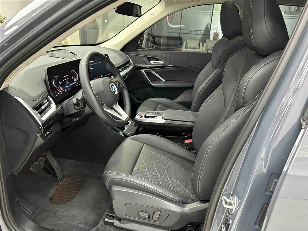 BMW X1 2023 sDrive20Li X Design Package фото 11
