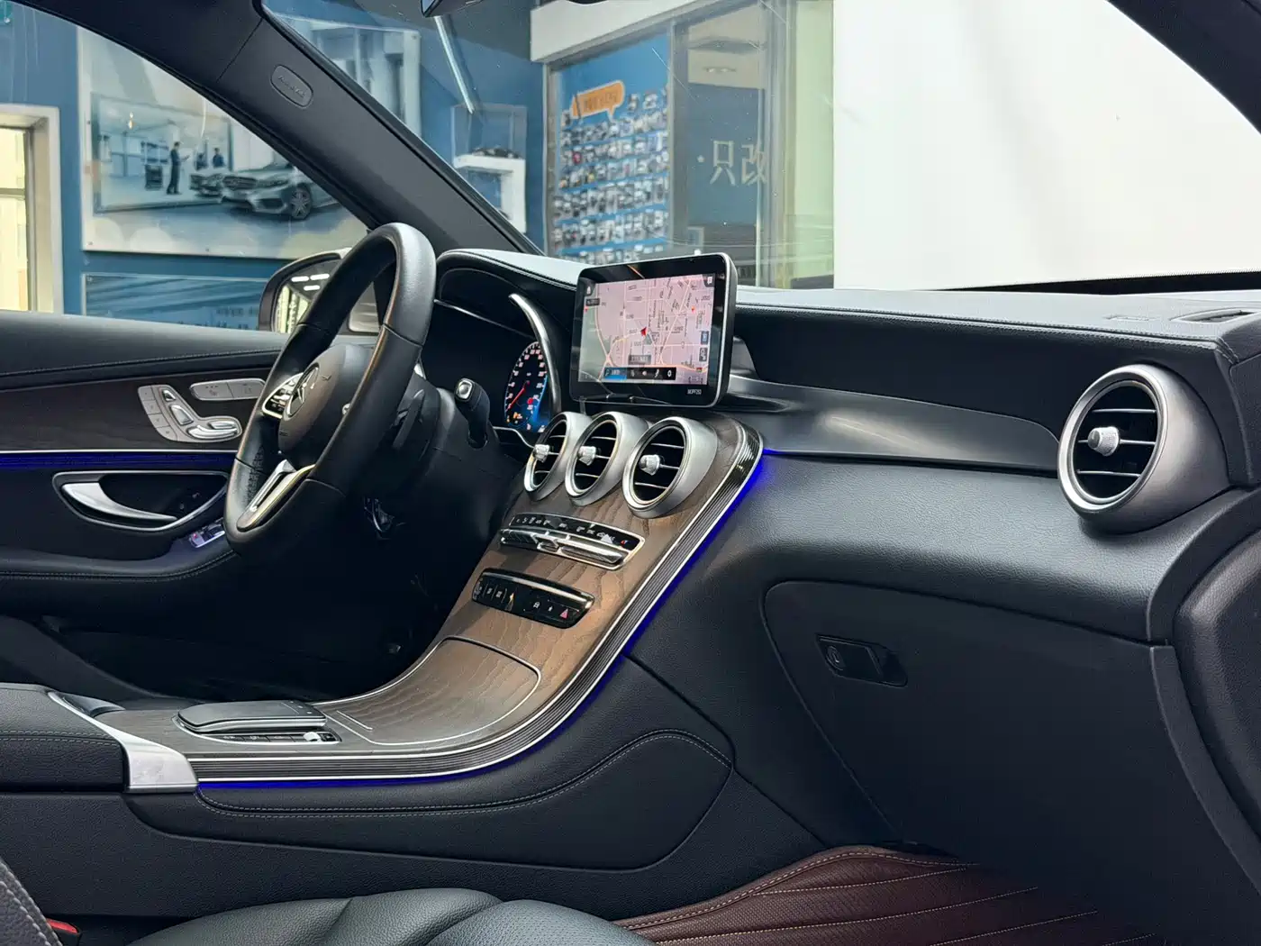 Mercedes-Benz GLC 2020 GLC 300 L 4MATIC Dynamic фото 17