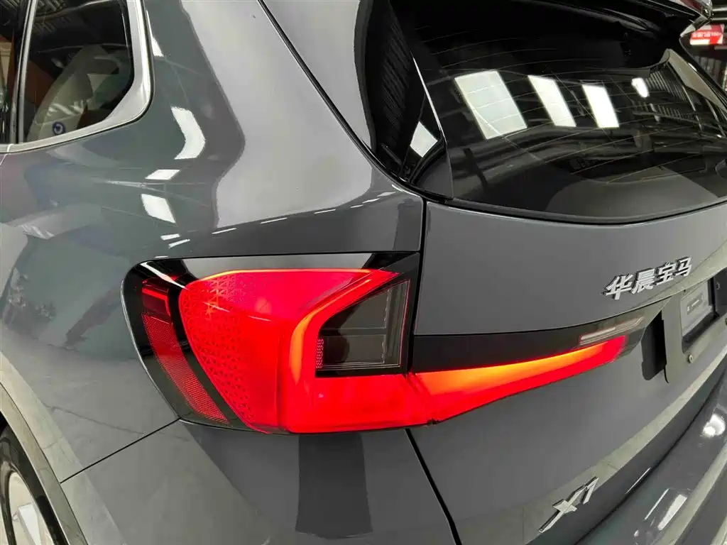 BMW X1 2023 sDrive20Li X Design Package фото 19