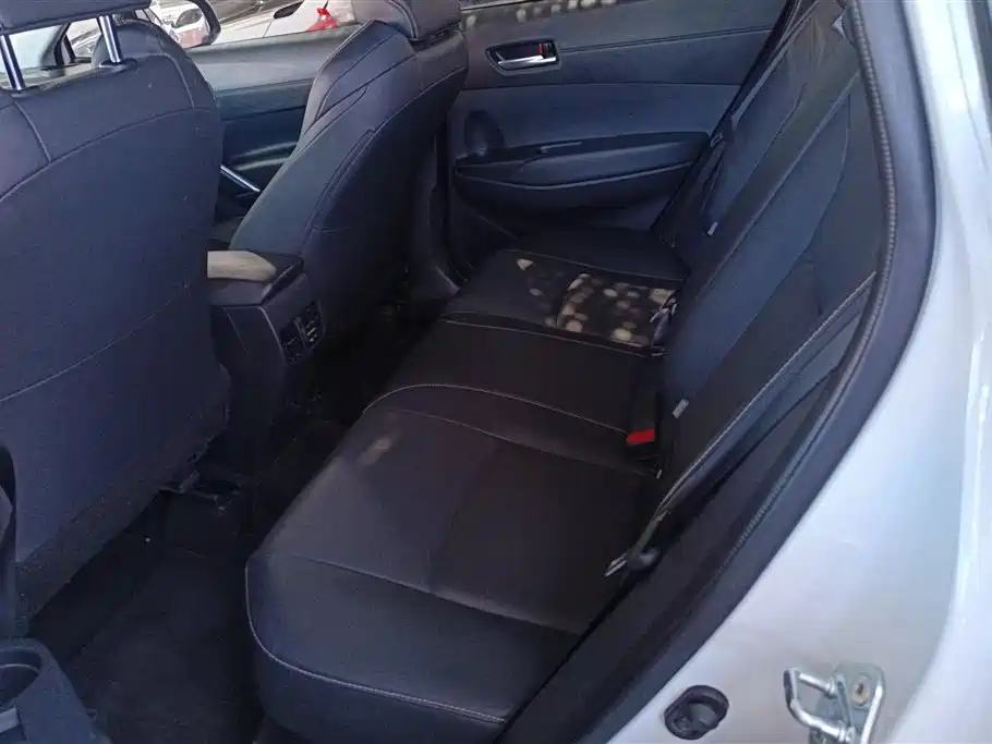 Toyota Frontlander 2024 2.0L Smart Hybrid Dual Engine Luxury Edition фото 11