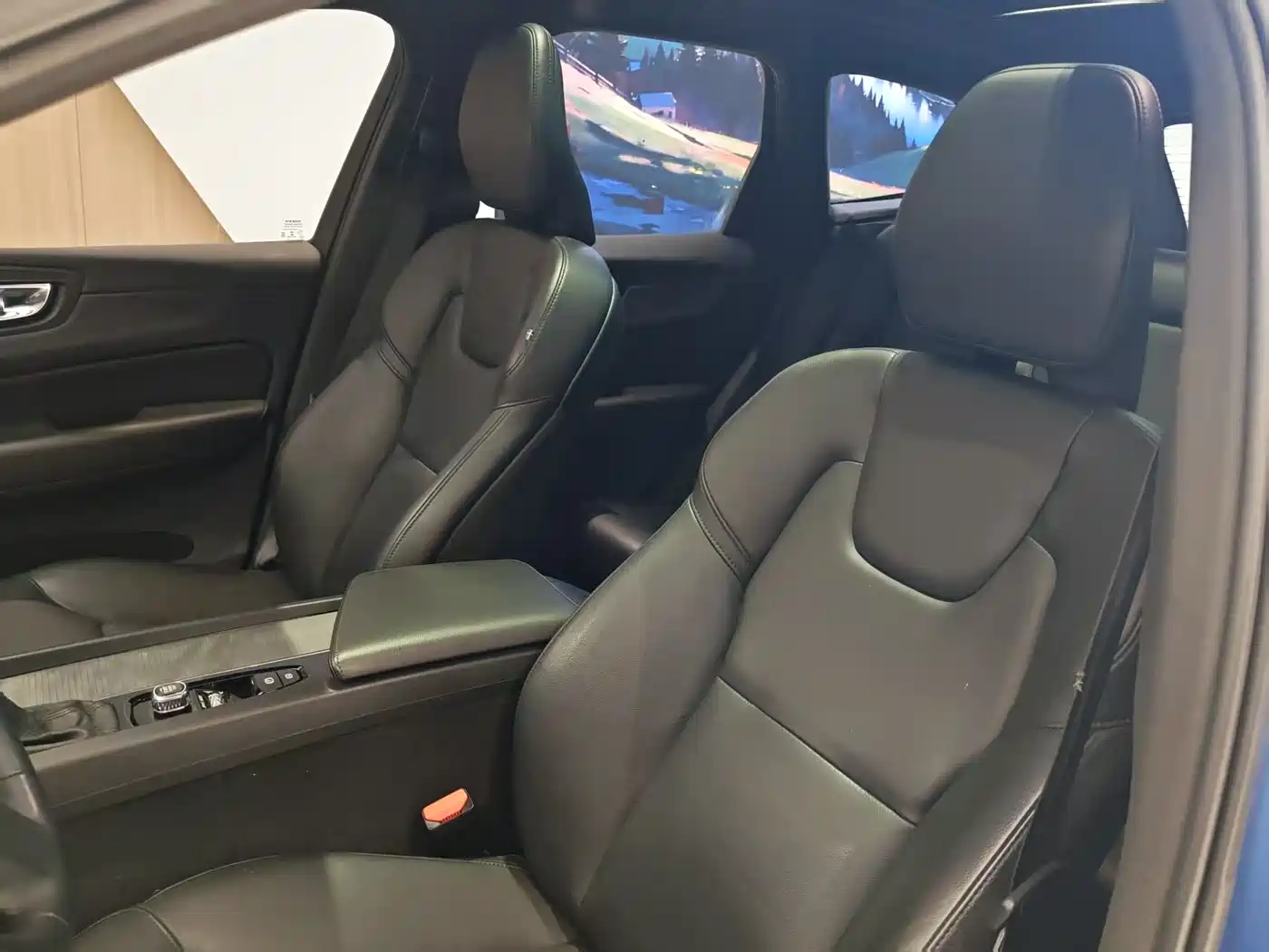 Photo 16 - Volvo XC60