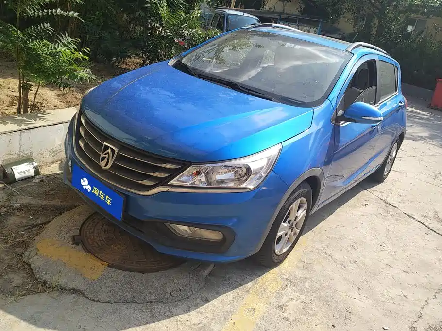 Baojun 310 2016 2016 1.2L Manual Luxury Type