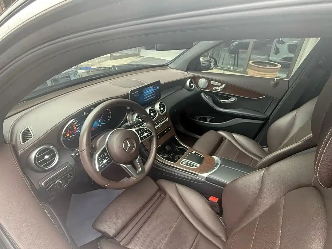 Mercedes-Benz GLC 2021 GLC 300 L 4MATIC Sporty фото 11