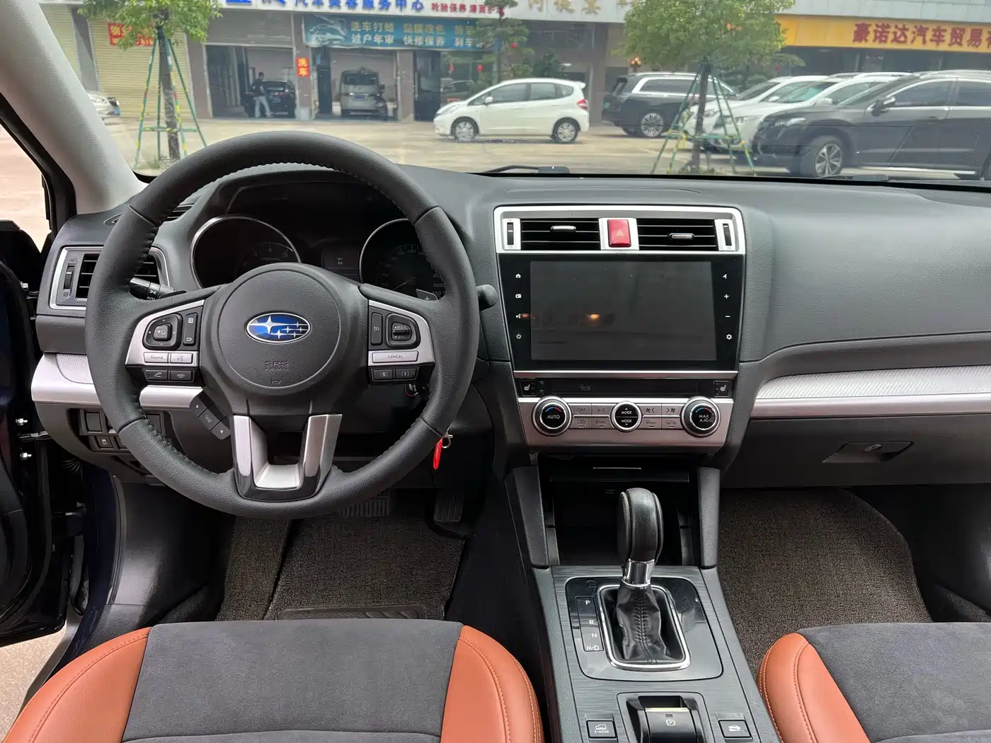 Subaru Outback 2016 2.5i Classic Edition фото 16