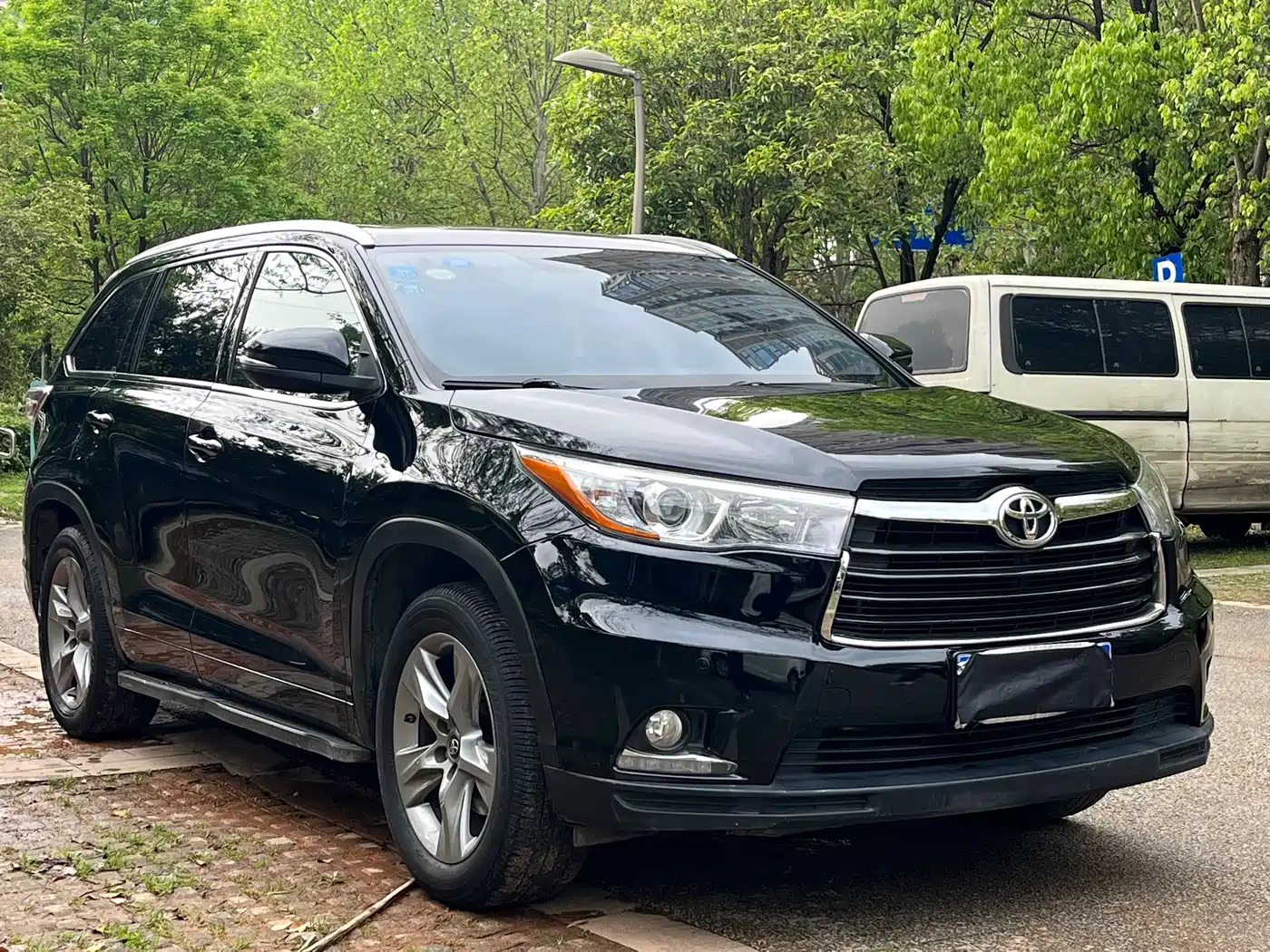 Toyota Highlander 2017 2.0T 2WD Premium 7-Seater фото 3