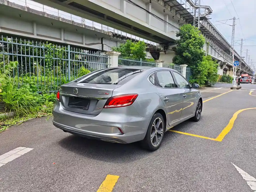 MG MG6 2018 2017 20T Automatic Luxury Smart Connect Version (China V)