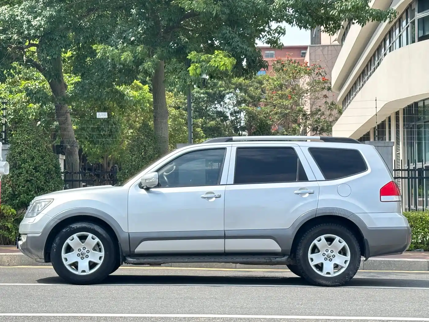 Kia Borego 2008 3.8L Luxury Edition China IV фото 21