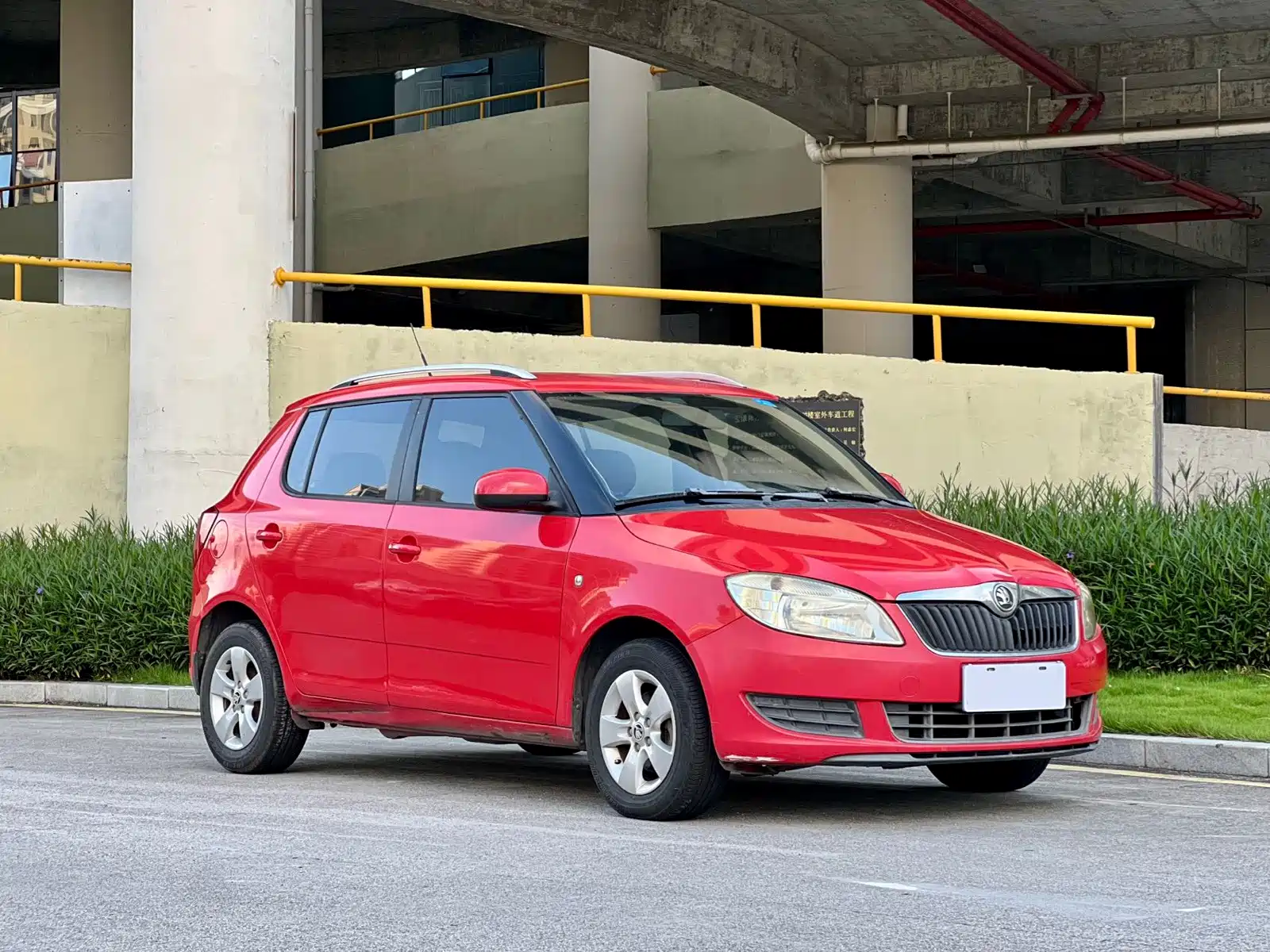 صورة 1 - Škoda Fabia