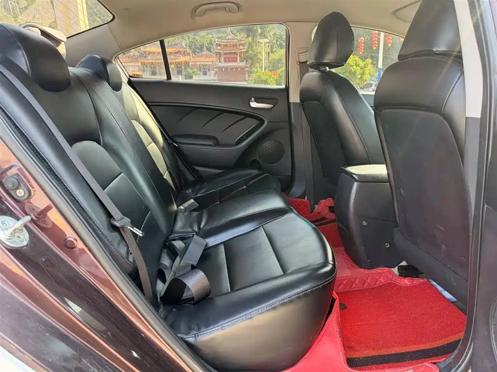 Kia K3 2013 1.6L Automatic GL фото 13