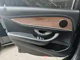 Фото 22 - Mercedes-Benz E-Class