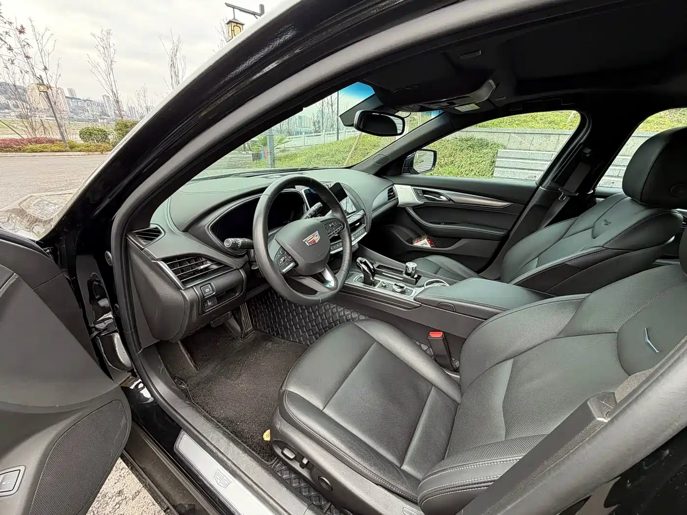 CADILLAC CT5