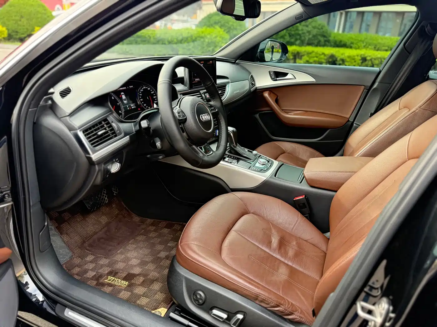 Audi A6L 2018 30th Anniversary 45 TFSI quattro Sport фото 4