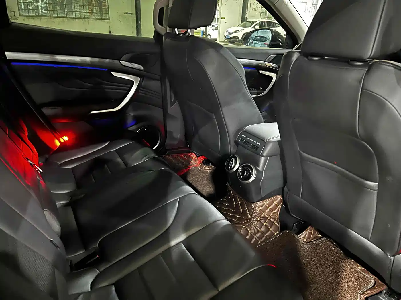 WEI PAI WEI BRAND VV7