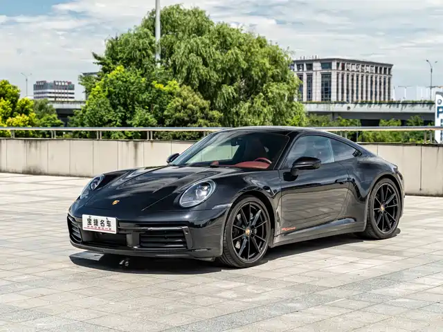 Porsche 911 Carrera 3.0T
