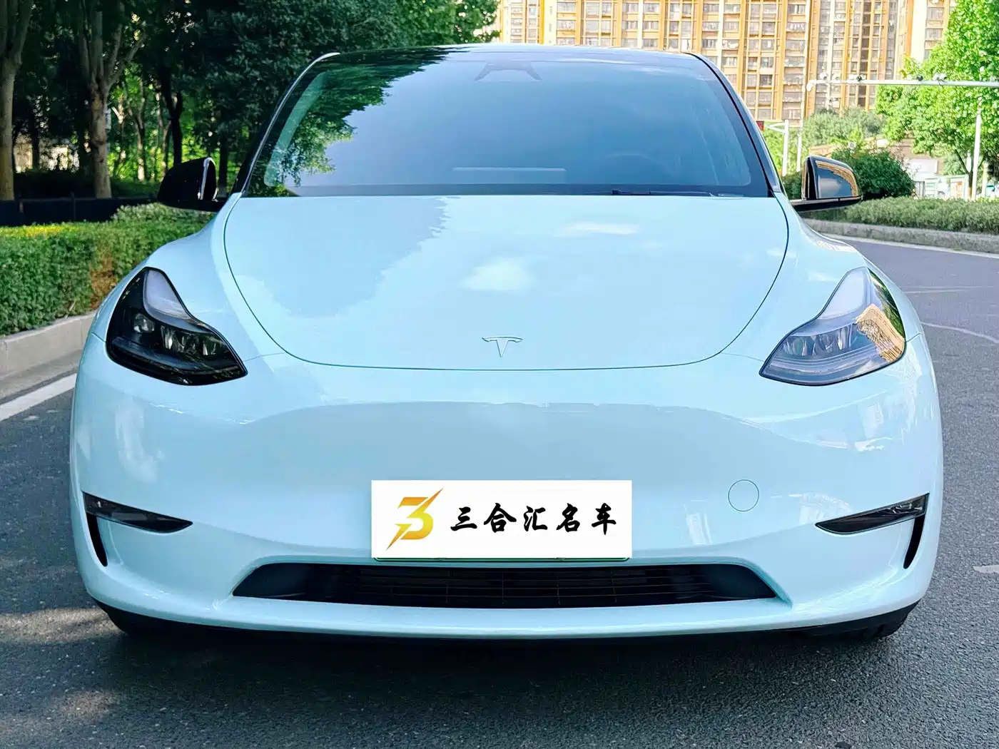 Фото 2 - Tesla Model Y