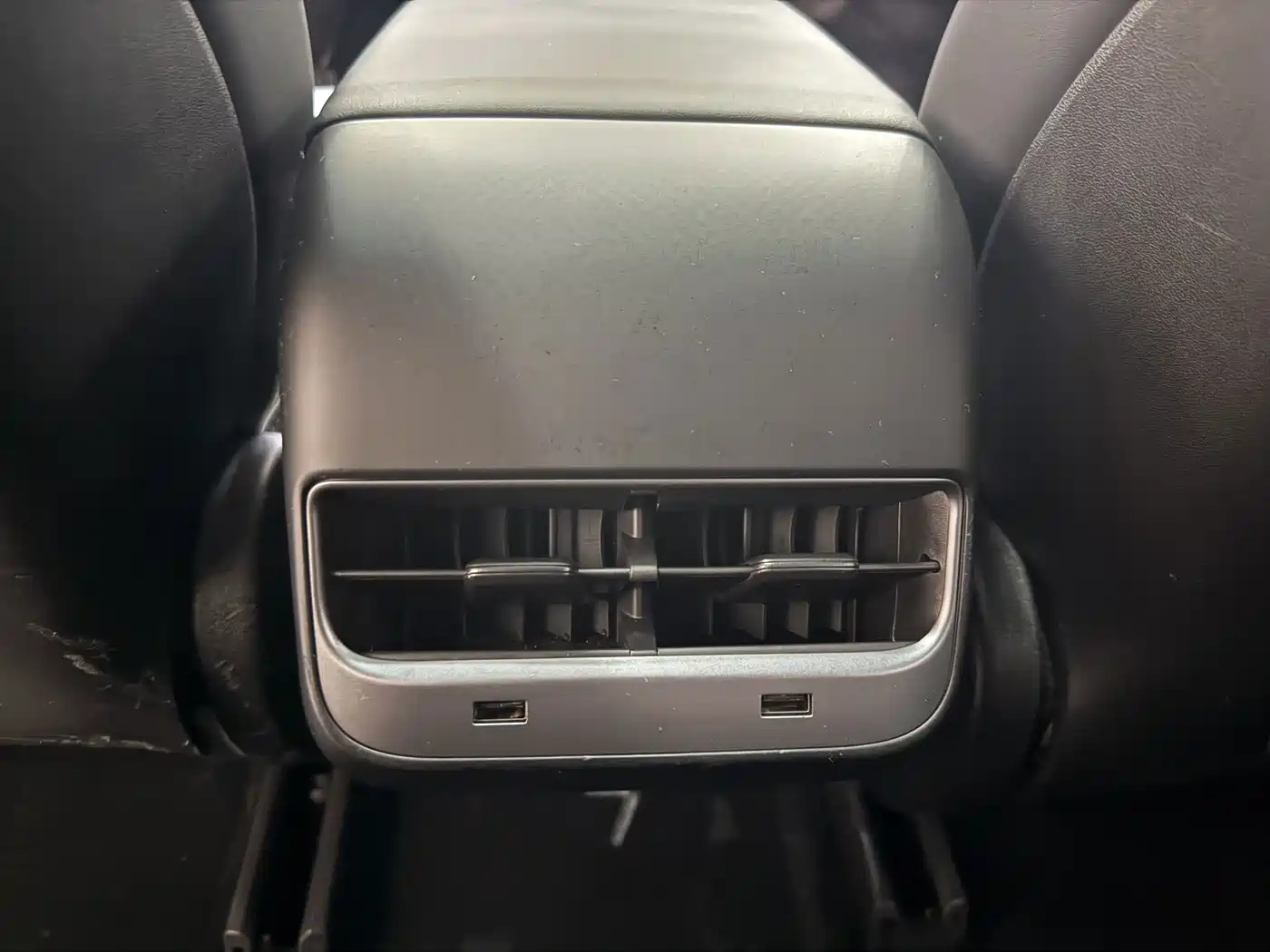 Tesla Model 3 (Import) 2019 2019 Long Range RWD Version