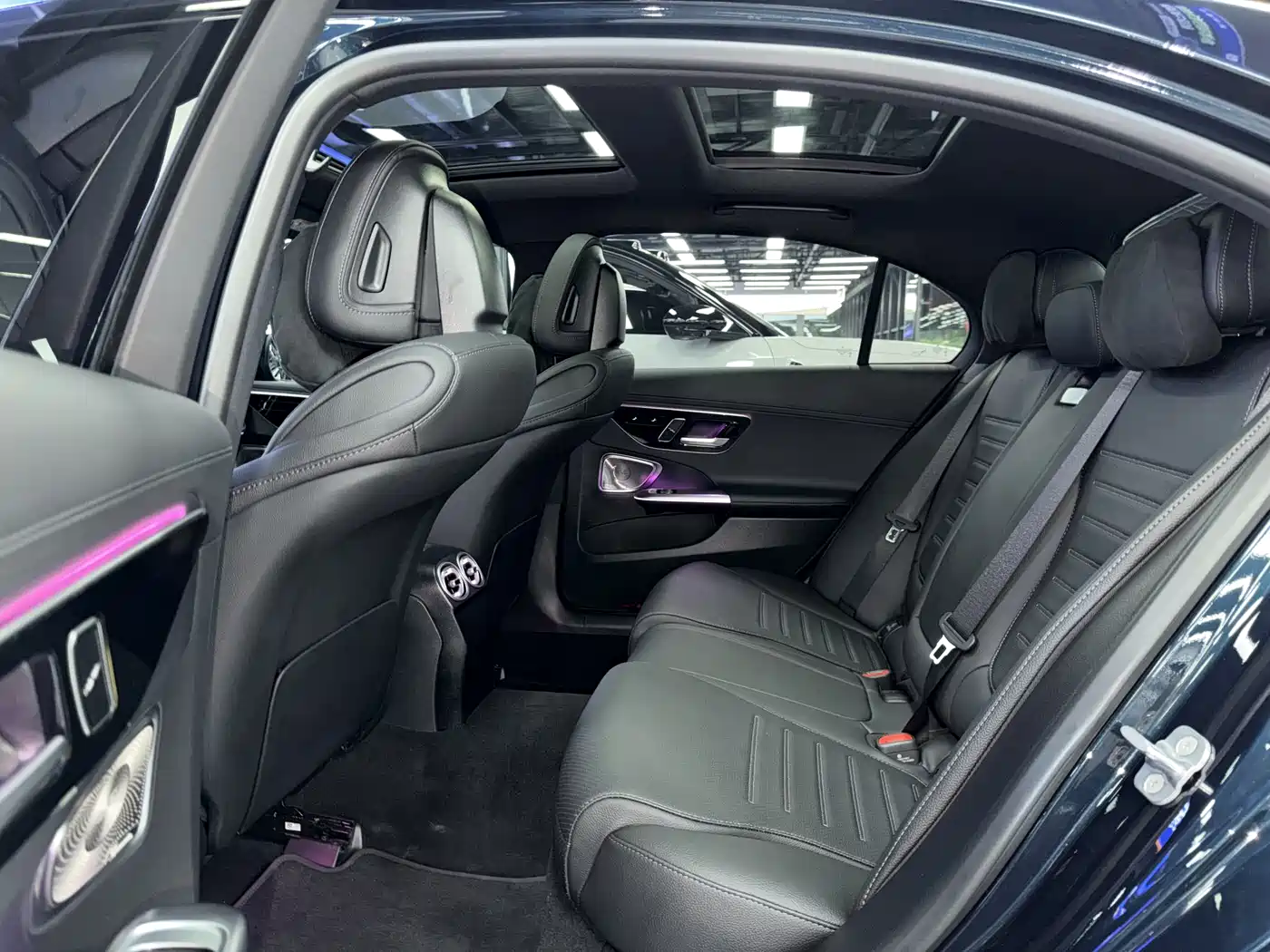 Mercedes-Benz C-Class 2025 C 260 L Night Sport Edition фото 9