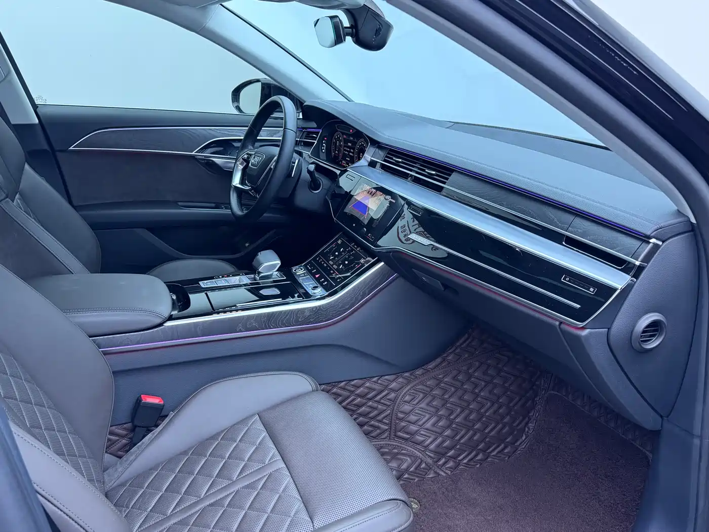 Audi A8 2021 A8L 50 TFSI quattro Comfort фото 9