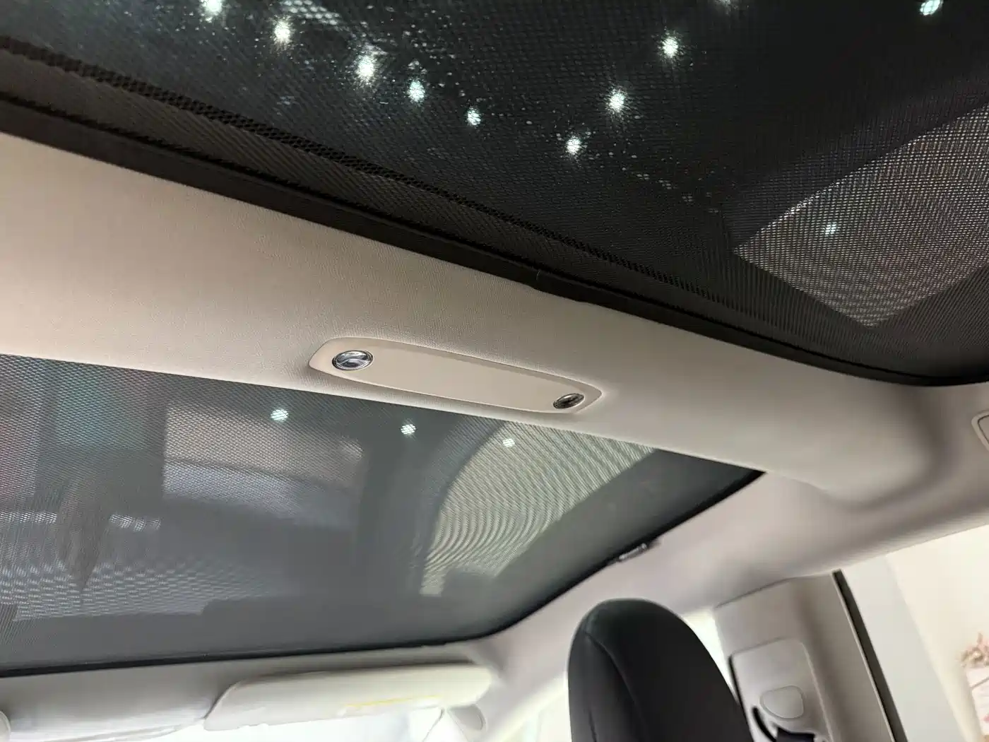 Tesla Model 3 (Import) 2019 2019 Long Range RWD Version