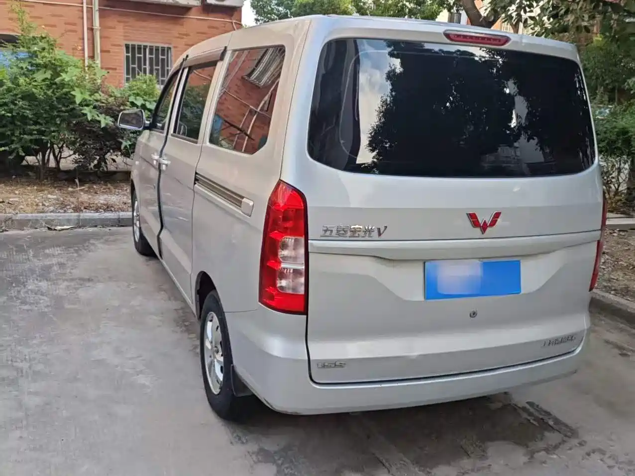 Фото 3 - Wuling Motors Wuling Hongguang V