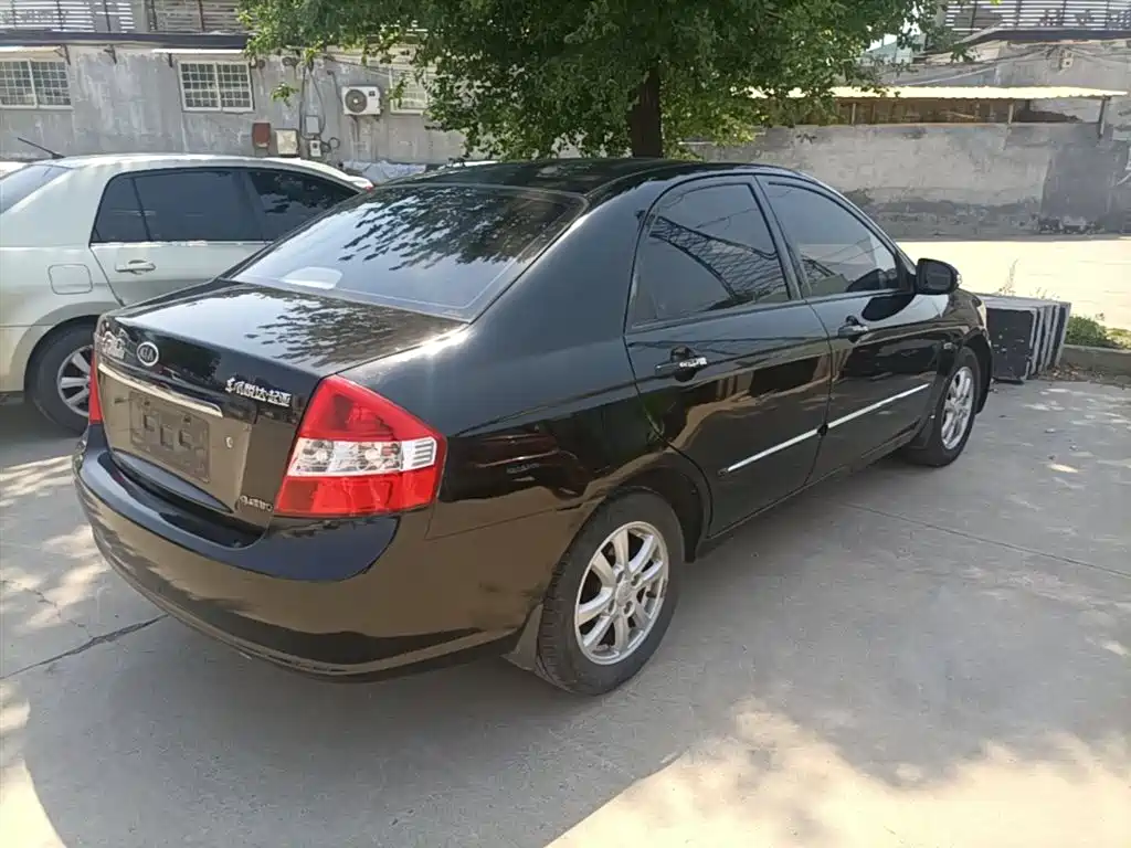 Kia Cerato 2012 1.6L MT GL фото 7