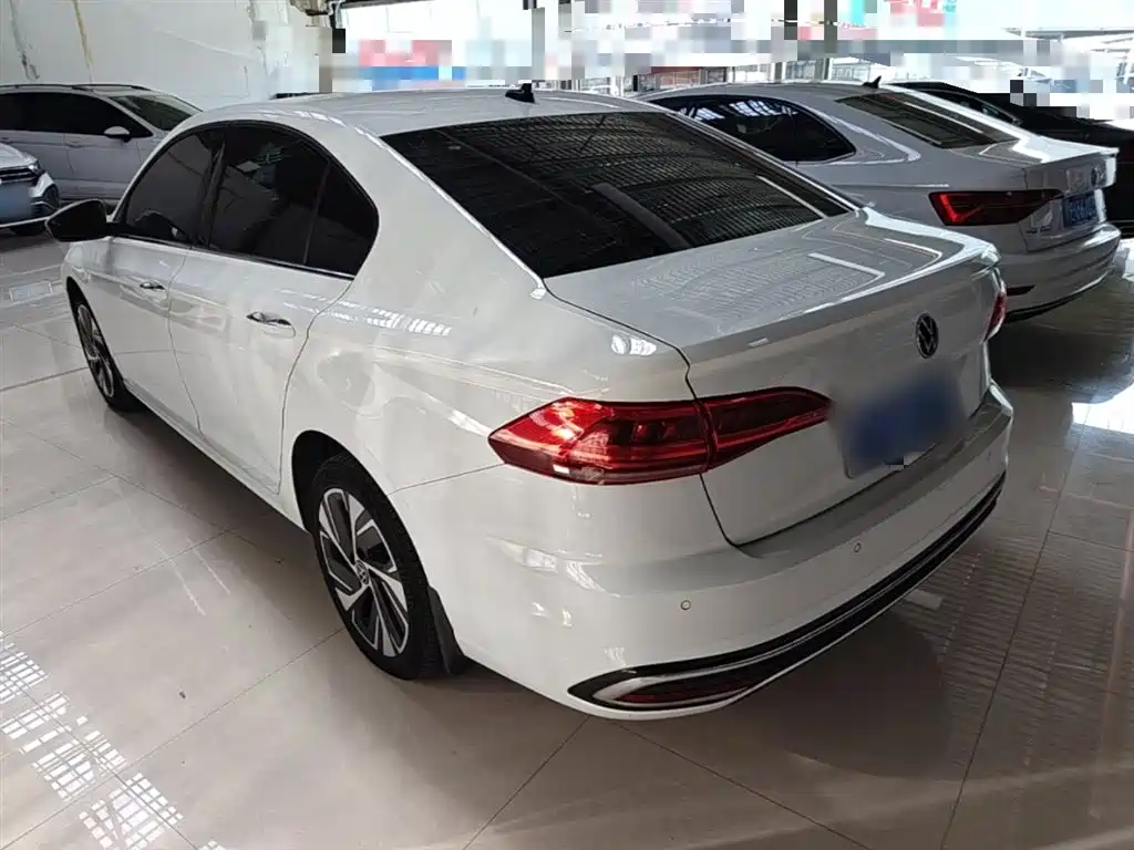 Volkswagen Bora 2023 200TSI DSG Smart PRO Edition фото 5