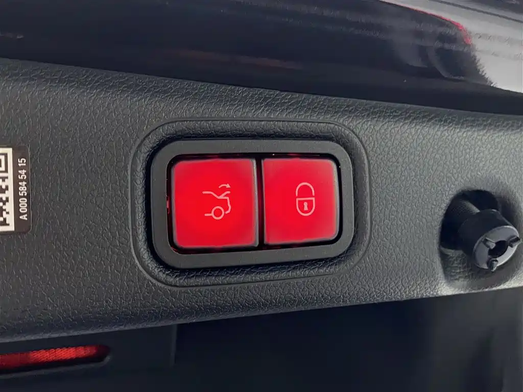 Mercedes-Benz E-Class 2023 E 300 L Fashion фото 30