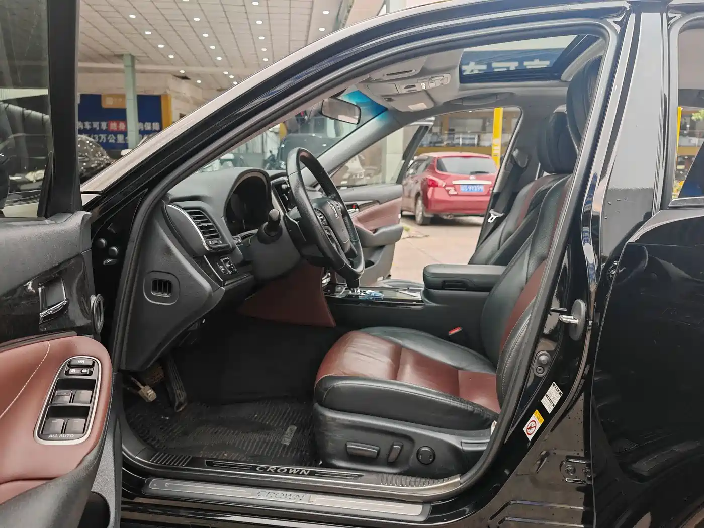 Toyota Crown 2018 2.0T Sport Edition фото 11