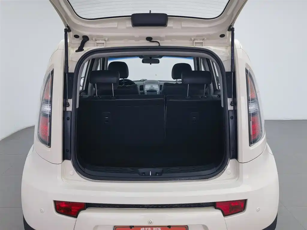 Kia Soul 2013 1.6L AT Premium фото 16