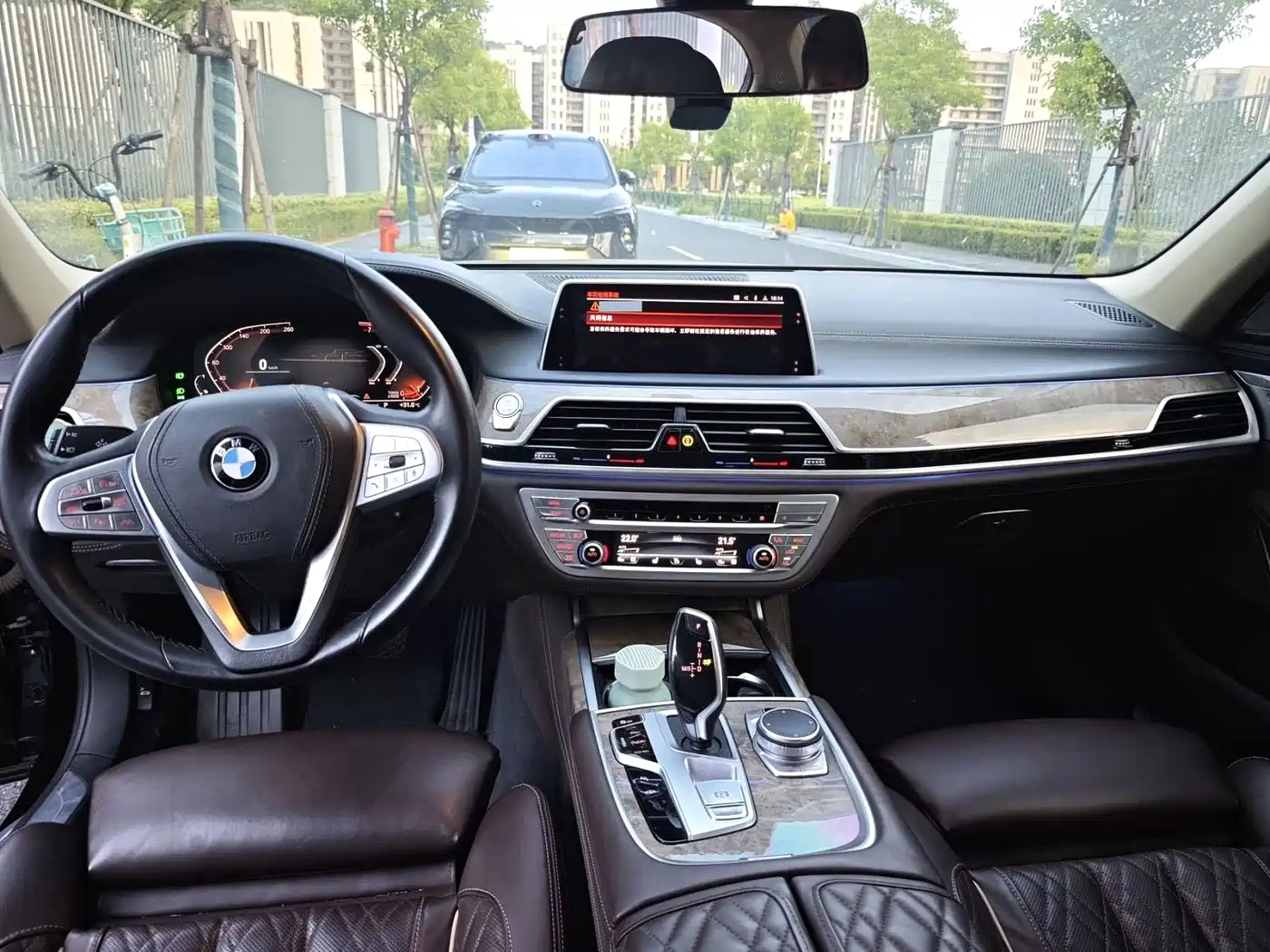 Фото 5 - BMW 7 Series