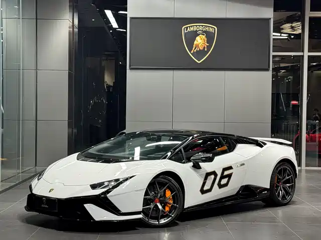 LAMBORGHINI HURACÁN
