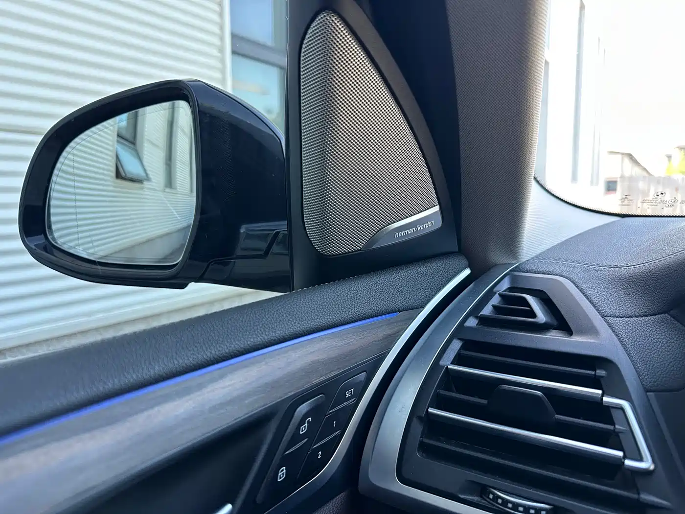 BMW X3 2022 Facelift xDrive30i Leading M Shadow Edition фото 7