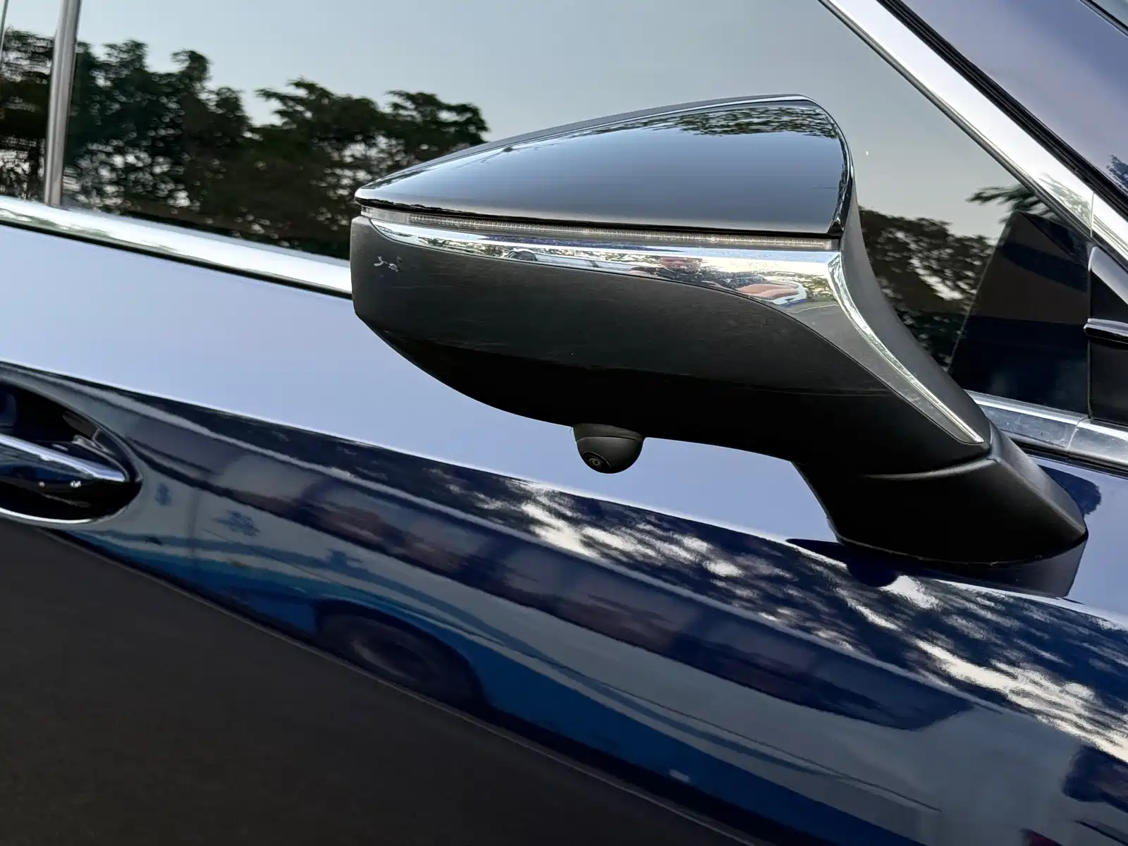 Фото 4 - Lexus ES