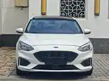Фото 2 - Ford Focus