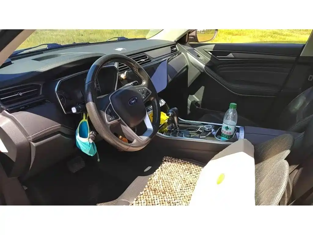 Photo 3 - Ford Territory