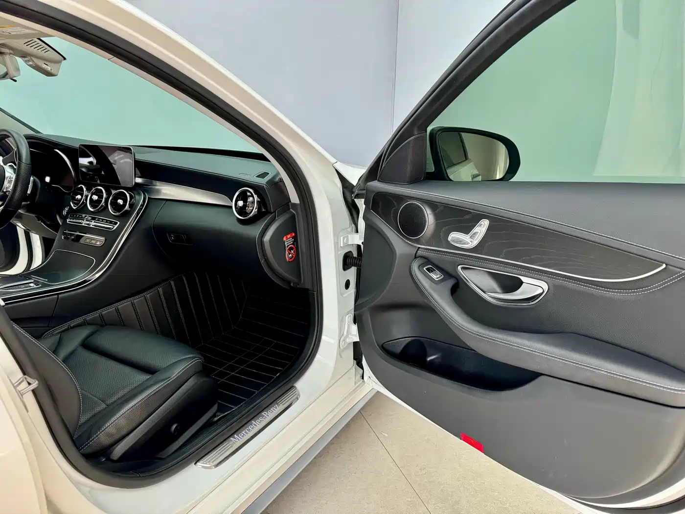 Mercedes-Benz C-Class 2020 C 200 L Fashion Sport фото 12