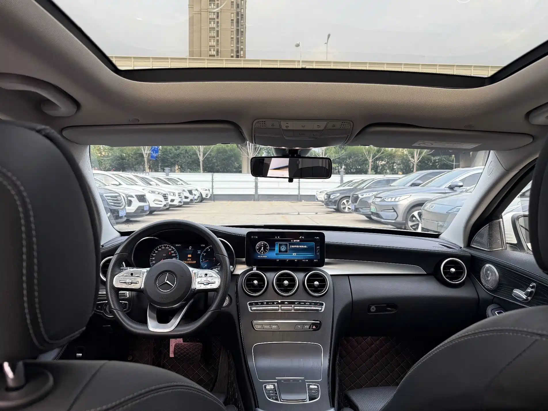 Фото 7 - Mercedes-Benz C-Class